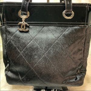 CHANEL shoulder bag